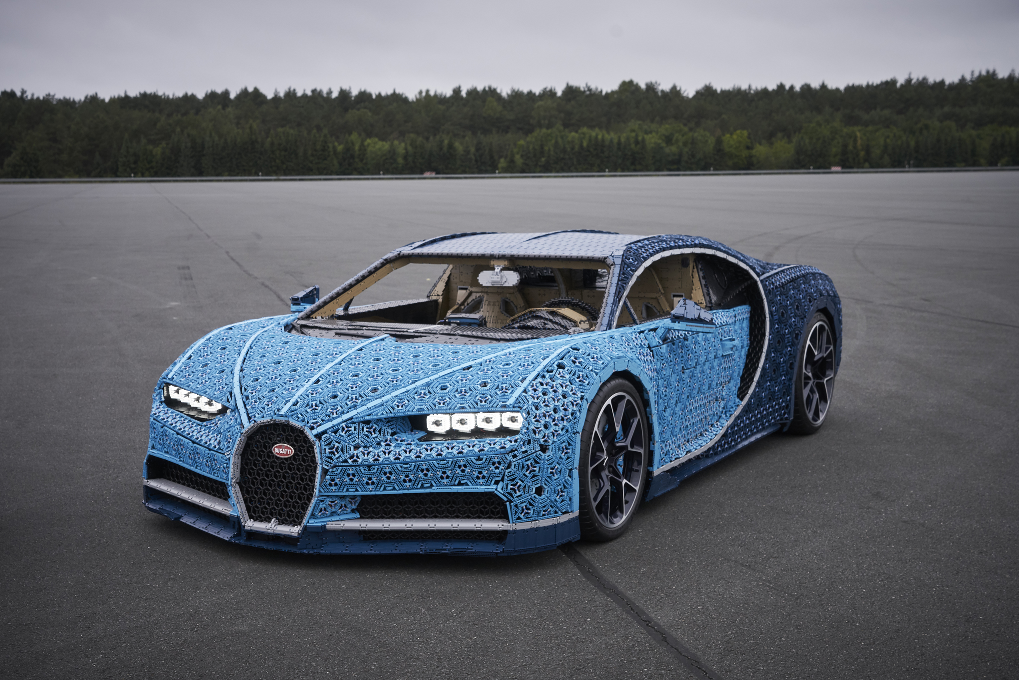 bugati chiron